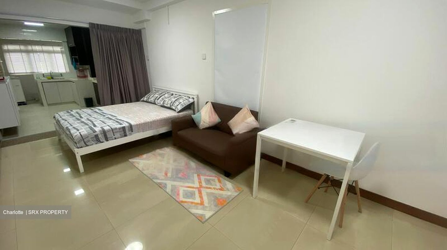 Lorong Lew Lian (Serangoon),  #604881451